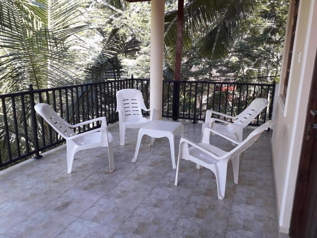 فندق Blue Point Rest تانجالي المظهر الخارجي الصورة